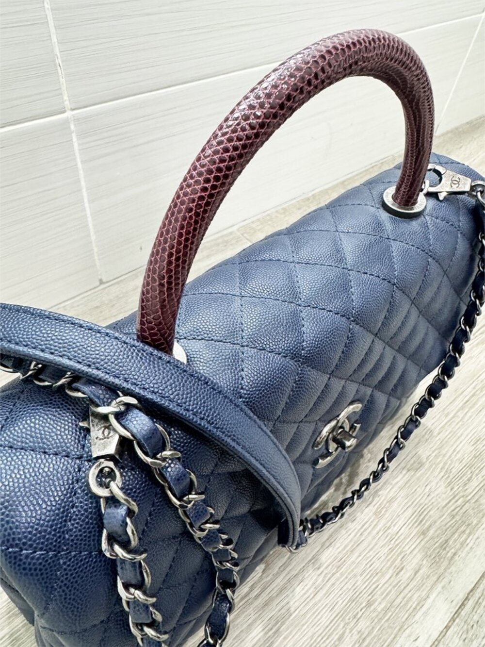 Like New Chanel Navy/Burgundy Quilted Caviar Leather Coco Lizard Handle Bag - Picture 6 of 13